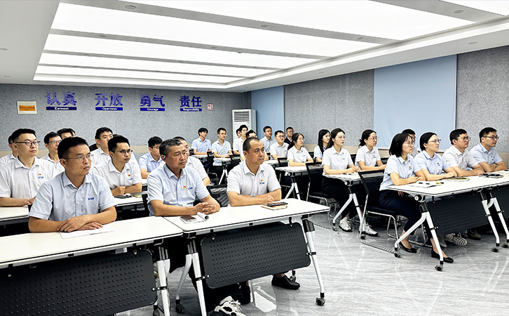 致敬9.3勝利日，共赴新征程丨瑞馬智能組織全員觀看閱兵盛典